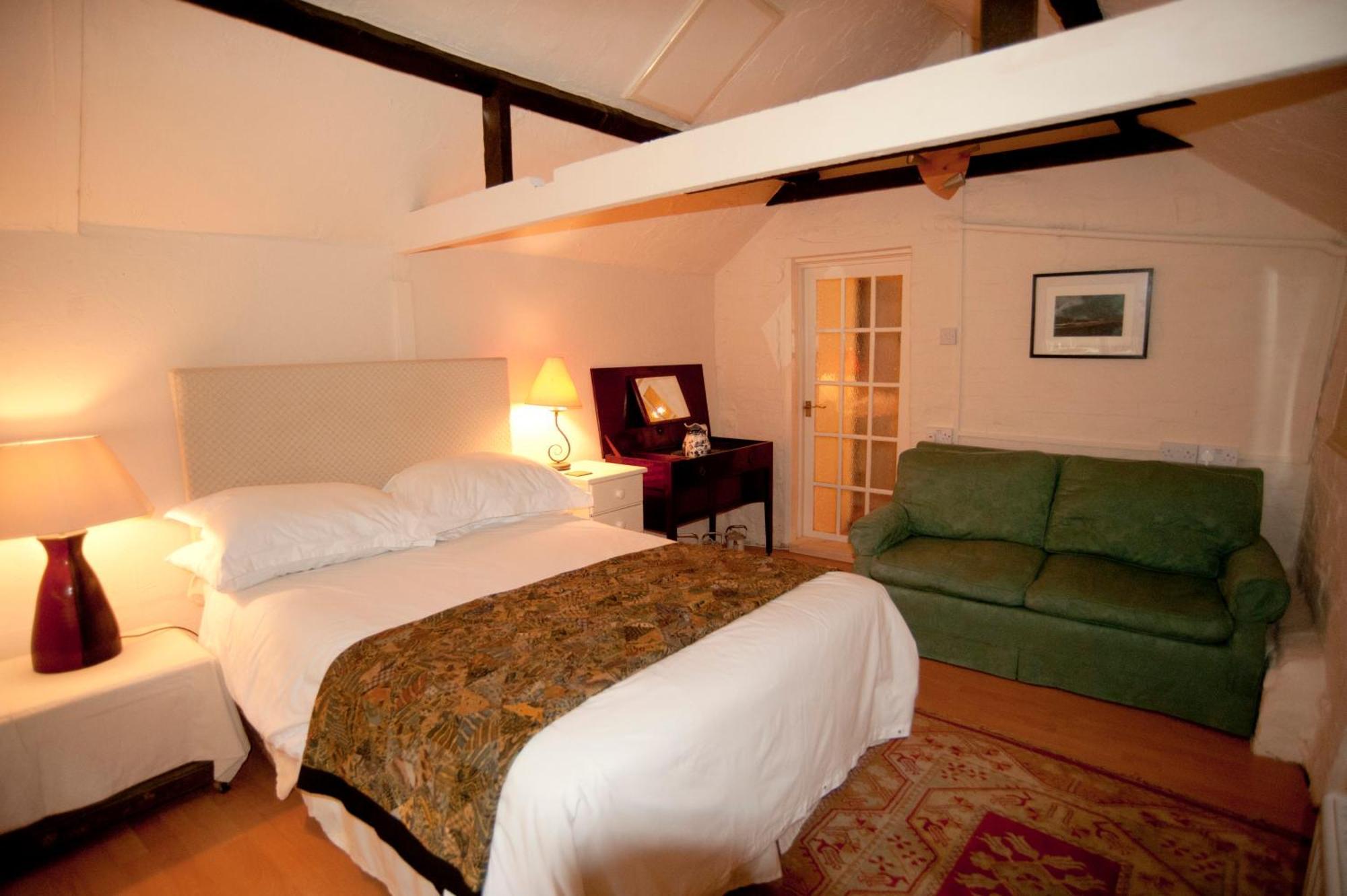 The Old Stables B&B Winslow Ruang foto